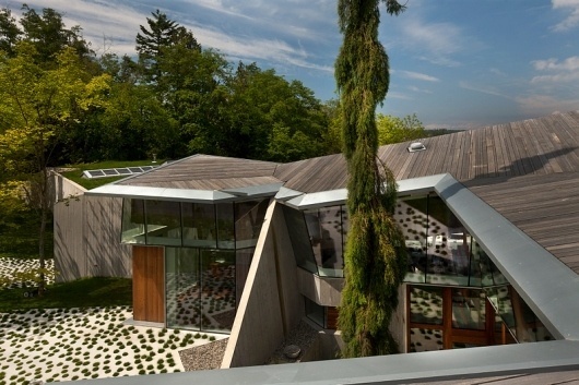 Omer Arbel Office #omer #arbel #wood #roof #architecture #exterior