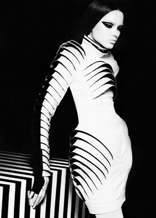 Gareth Pugh #fashion #photography #b&w