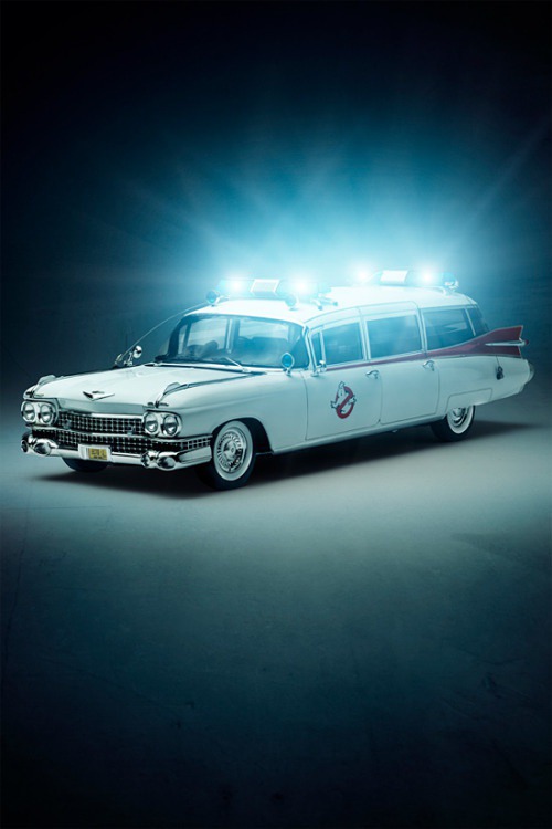 Drop A Gear - Cars We Love: Photography Series by Cihan Ünalan