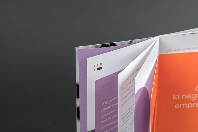 Academia de Negociación - Mindsparkle Mag Beautiful branding for Academia de Negociación, a company-focused school, created by The Branding People in México. #identity #branding #design #color #photography #graphic #design #gallery #blog #project #mindsparkle #mag #beautiful #portfolio #designer