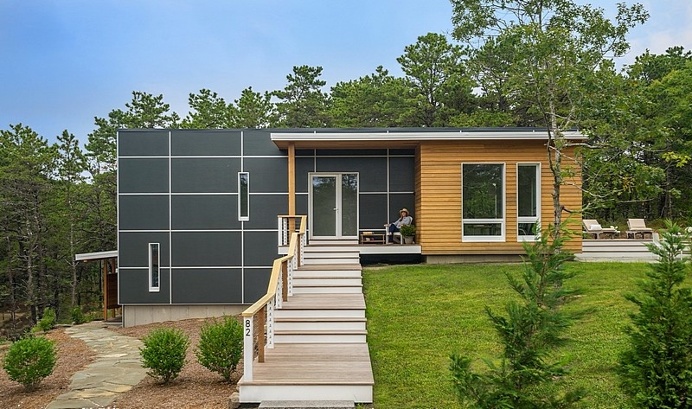Wellfleet House – Modern Green Home by ZeroEnergy Design
