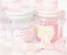 - pastel scented candle