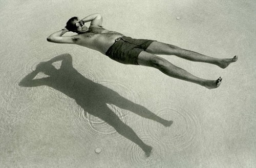 NATHALIE GAOUYER, PEINTURES, MUSIQUES AND ... not mine but i like it #swim