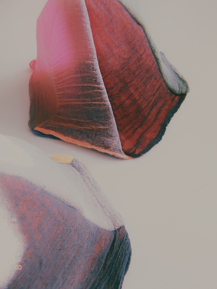 halolabels: "GAUZE hat "
