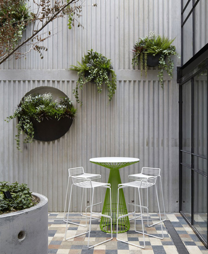 Dramatic Sculptural Space