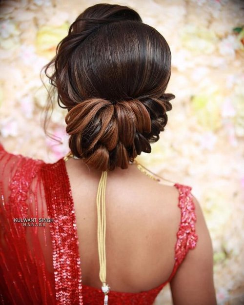 Sequence Wavy Roll Back Bun