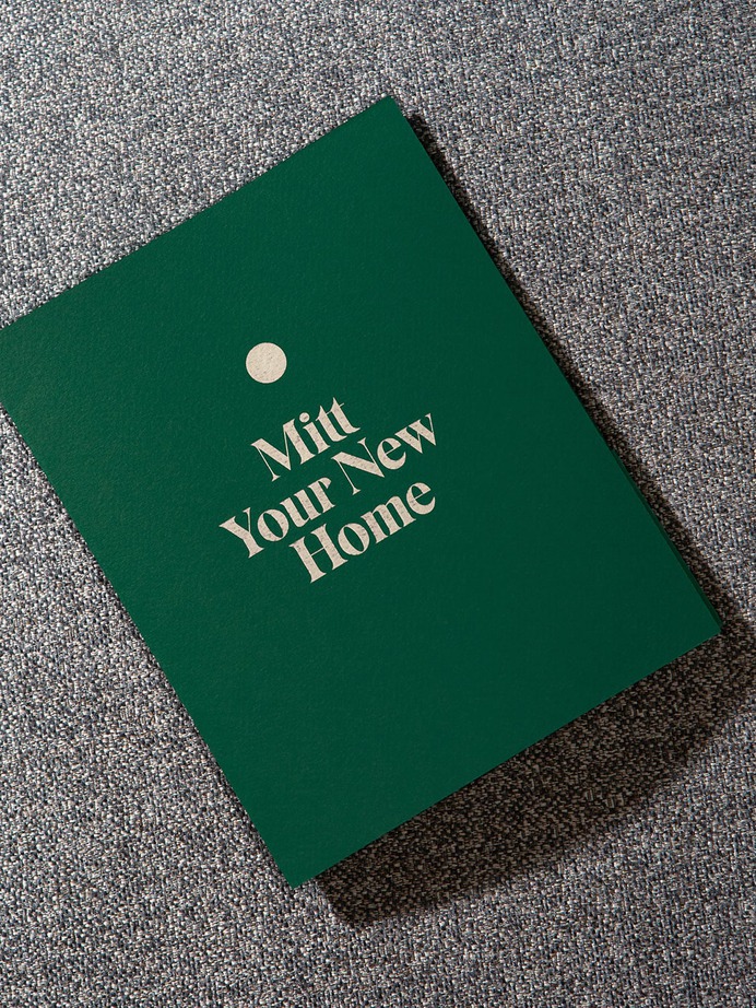 Mitt Branding - Mindsparkle Mag Parámetro Studio designed Mitt Branding. #logo #packaging #identity #branding #design #color #photography #graphic #design #gallery #blog #project #mindsparkle #mag #beautiful #portfolio #designer
