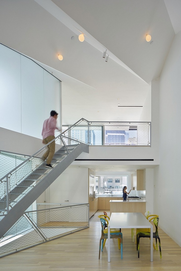 Obsidian House in the Heart of TriBeCa / WORKac