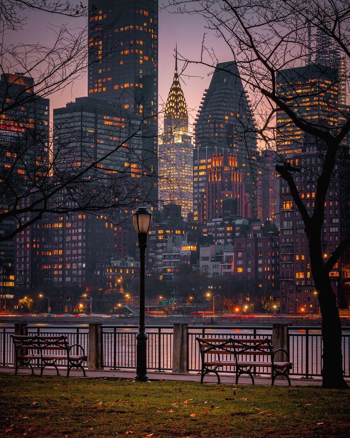 Stunning Street Photos of New York City by Sidney Chua