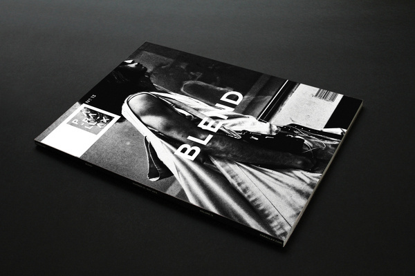 2dots:2dots spotlight : Parallax Magazine by Enle LiEnle Li : Behance | Tumblr #design #bold #blend #simple #layout #booklet