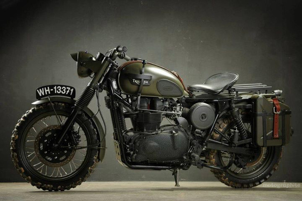 TRIUMPH AR WAR #machine #vintage #motorcycle #triumph