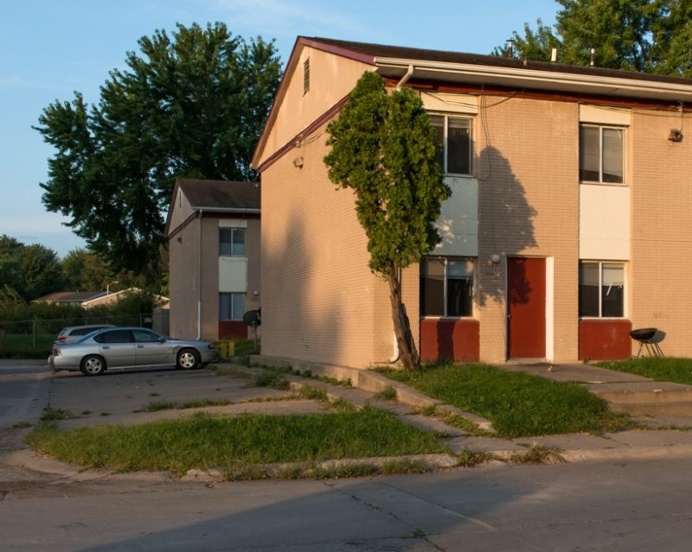 In Her Own Home: Narrative Photography by Melissa Kreider