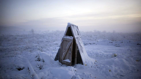 0amoschapple 003.jpg #cold #town #snow #photography #winter