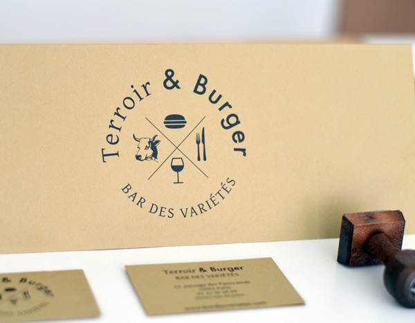 Bar des variétés - graphicwand - graphic design experimentation #burger #design #graphic #restaurant #corporate #identity #french #typography