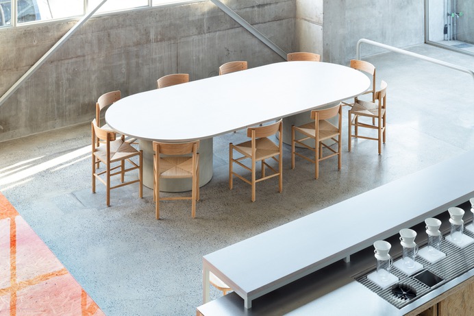 Blue Bottle Coffee Kiyosumi Shirakawa by Schemata Architects