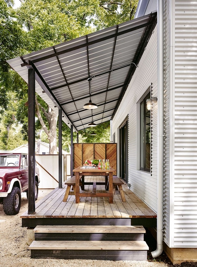 Wall House – a Modern Farmhouse with Energy-Efficient Design