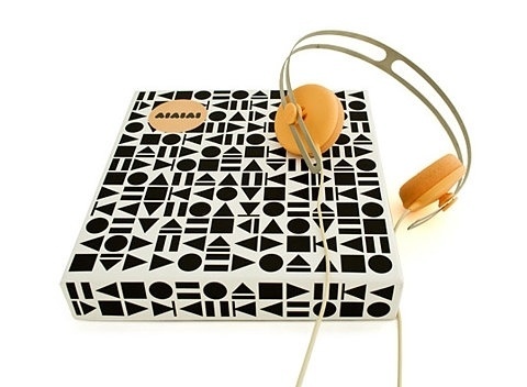 FFFFOUND! #pattern #white #packaging #cream #orange #black #headphones #and