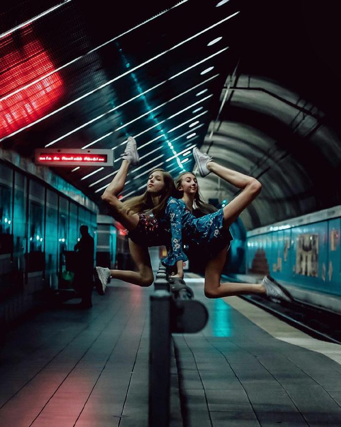 Marvelous Portraits of Ballet Dancers Practicing on The Streets of Dallas