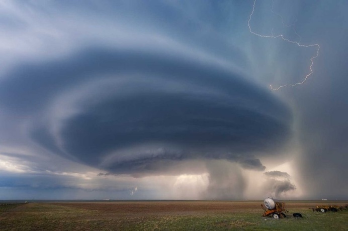Incredible Storm Photography by Dennis Oswald