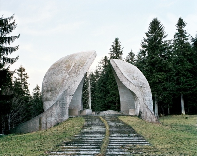 Spomenik, Grmeč #monument