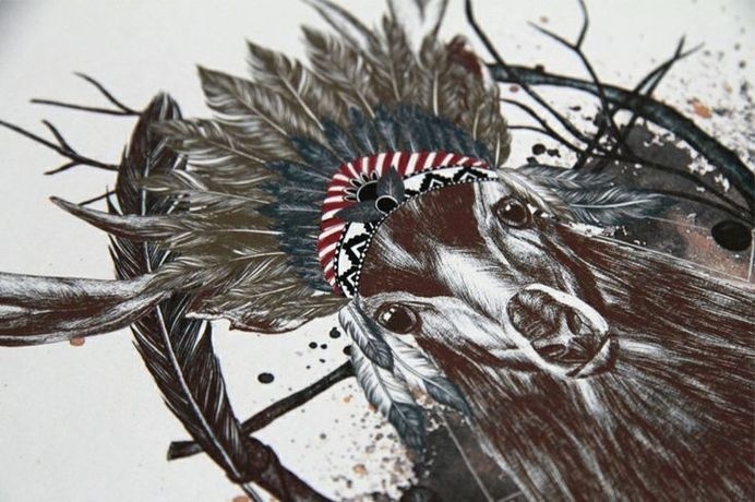 www.larabispinck.com #deer #headgear #feathers #indian #illustration #dreamcatcher #realistic #aztec #watercolor #animal