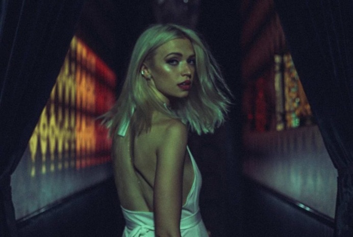 Fashion Photography by Asher Moss