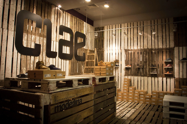 4 clae pop up footwear shop by modelina #clae #shoe #store #wood #panels