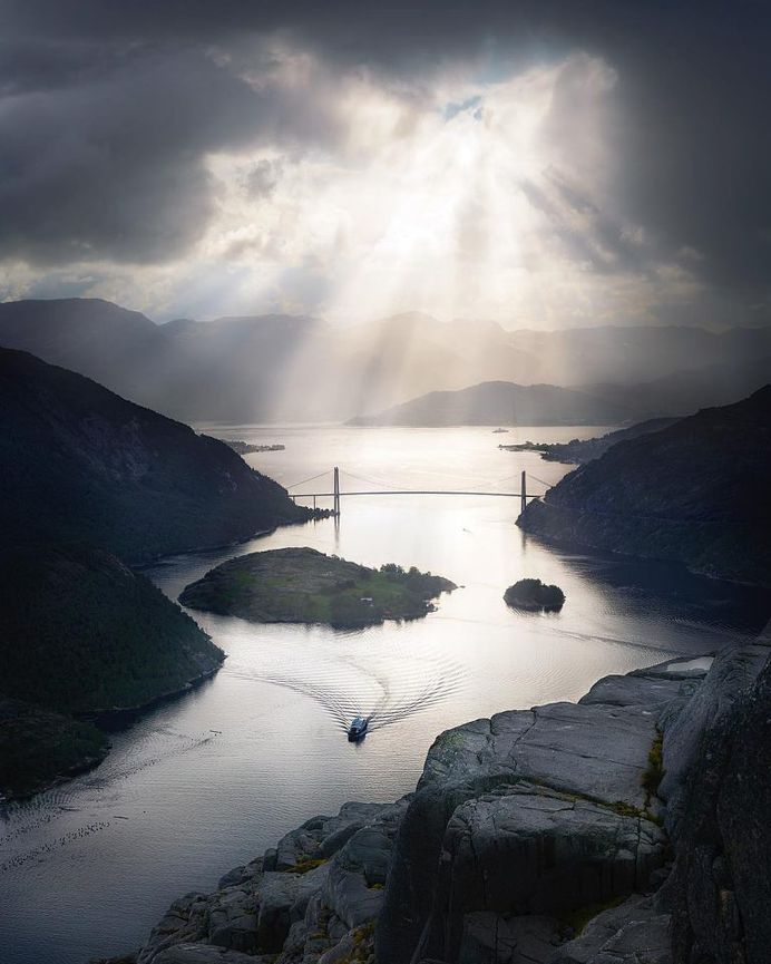Beautiful Travel Landscape Photography by Louis Chan