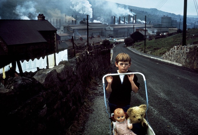 Streetwise: Magnum's definitive collection of street photography – British Journal of Photography