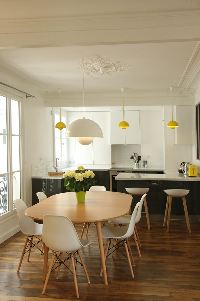 kitchen and dining room. Parquet