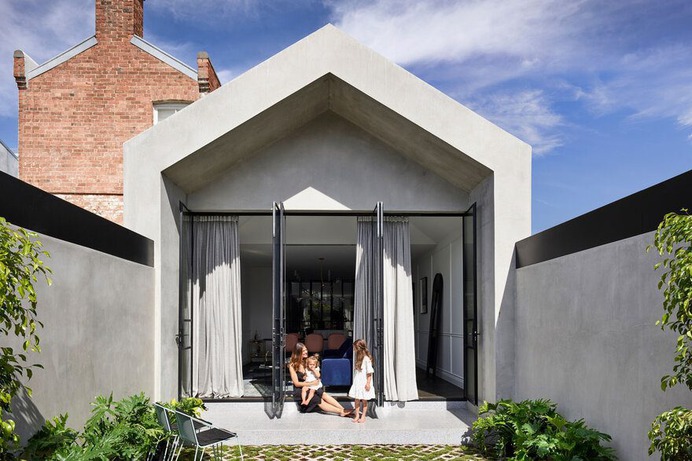 Casa Atrio Interconnects Decorative Classical Architecture with a Victorian-Era Home