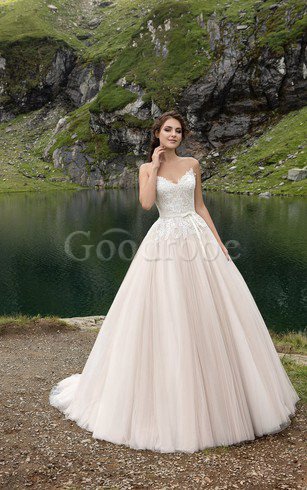 Robe de mariée romantique plissé elégant col en v foncé textile en tulle