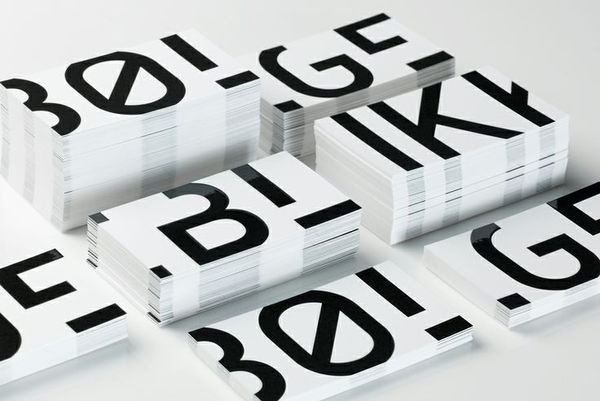 Business cards with a gloss black ink print finish designed by Tank for architecture firm Bølgeblikk. #gloss #ink #business #print #tank #black #finish #firm #architecture #designed #blgeblikk #cards
