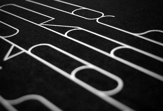Google Reader (79) #dark #typography
