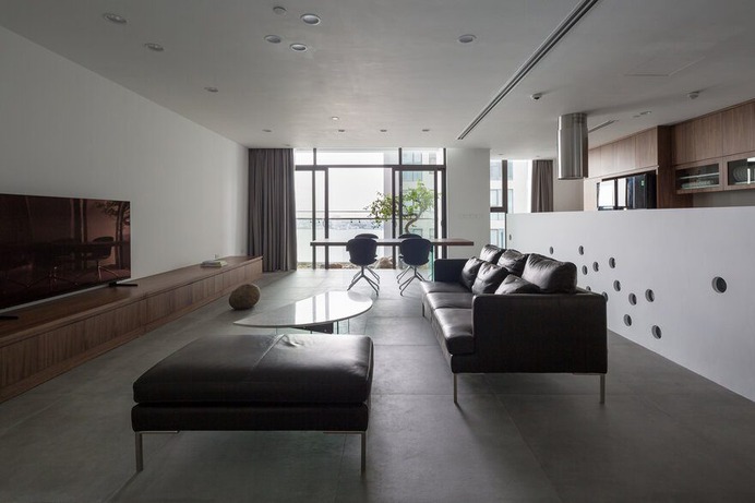 69 Thuy Khue Apartment in Ha Noi, Viet Nam / NOWA