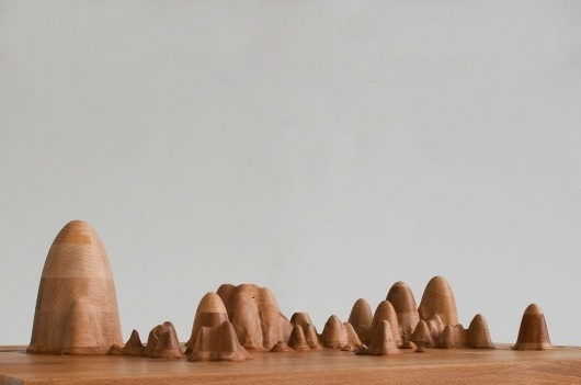 Fundament – Financial data sculpture / Andreas Nicolas Fischer #wood #sculpture