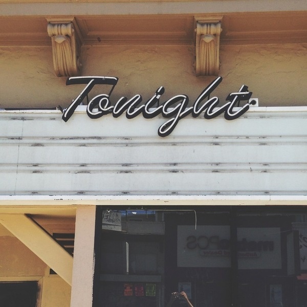 Neon Tonight #script #white #neon #yellow #black #store #type #tonight #typography