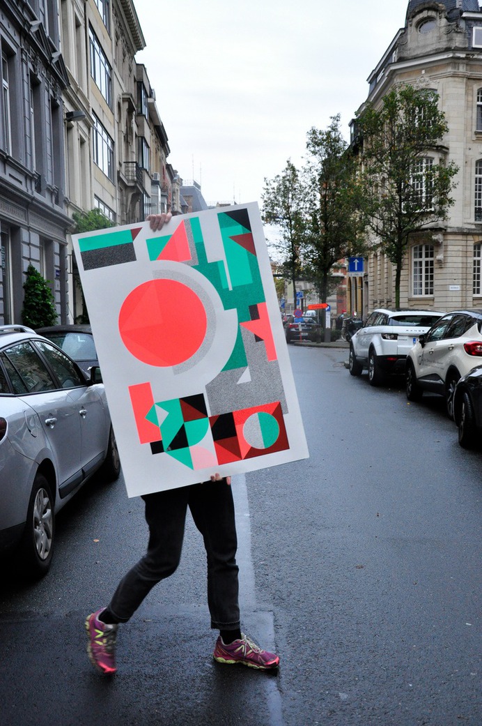 On the way to it's new owner.. #gezeever #printmakingmoneygang #screenprinting #screenprint #printmaking #printisnotdead #printisntdead #printmakers #silkscreen #printstudio #printspotters #serigraphy #print #design #diy #printart #posterdesign #screenprintinglife #printedmatter #peopleofprint #silkscreen #silkscreenprinting