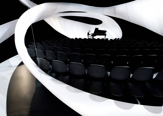 FormFiftyFive – Design inspiration from around the world » Blog Archive » Zaha Hadid — New website #hadid #zaha #architecture #by