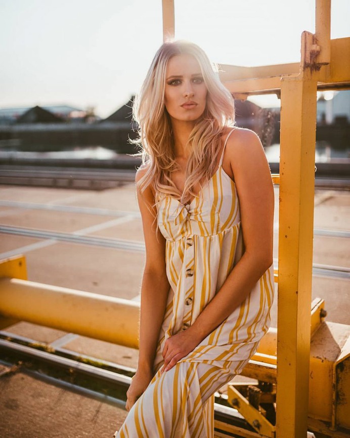 Vibrant Fashion and Lifestyle Photography by Anika Stiegler