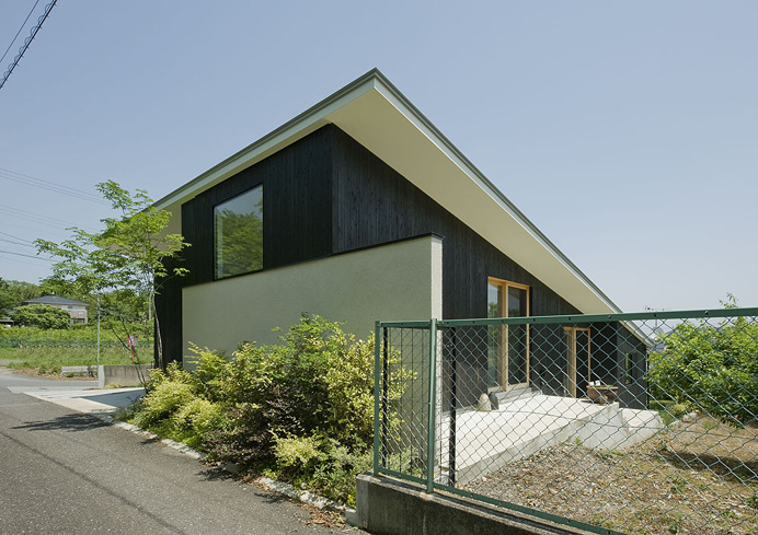Yi House