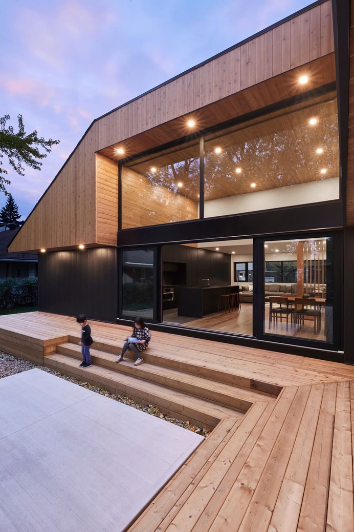 Pearl House by MXMA Architecture and Design