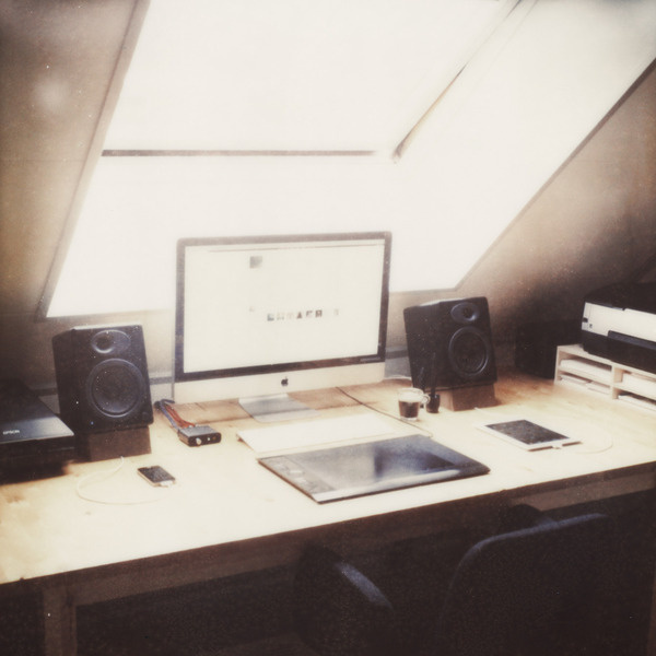 The workspace #polaroid #devetpan #photography #desk #minimal #soft #film #sx70 #mac