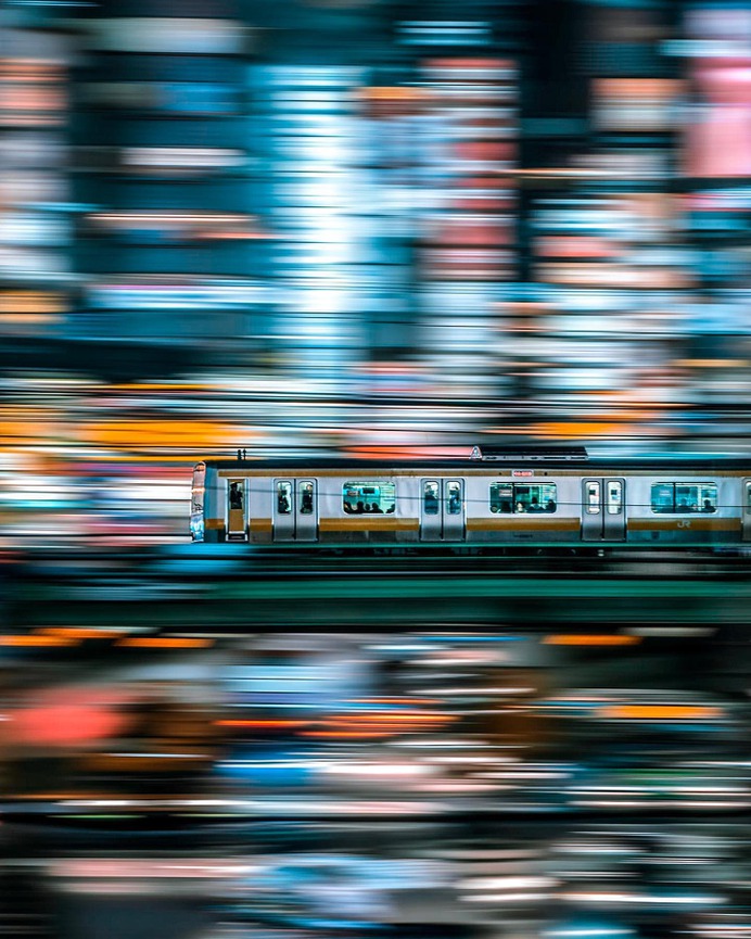 Stunning Night Photos of Tokyo's Streets by Hosokawa Ryohei