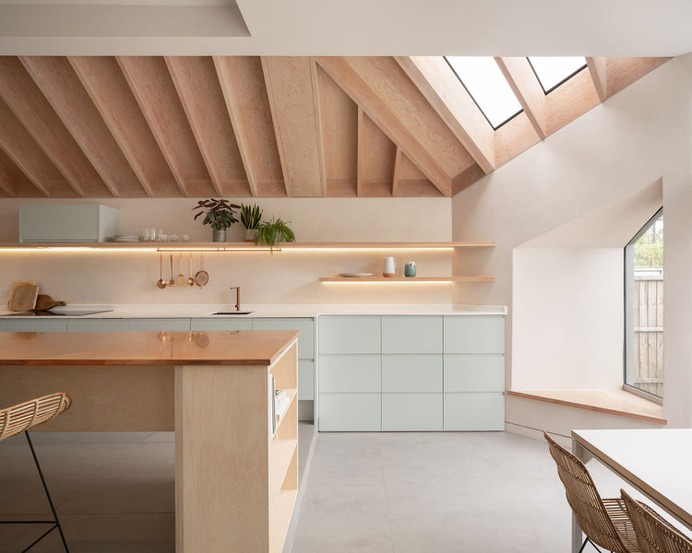 Quarter Glass House by Proctor and Shaw