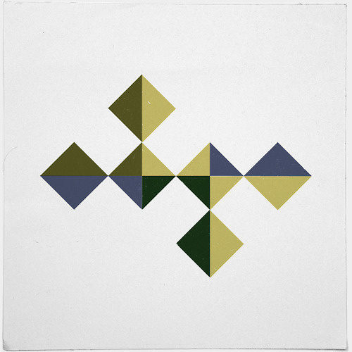 #225 Satellite – A new minimal geometric composition each day
