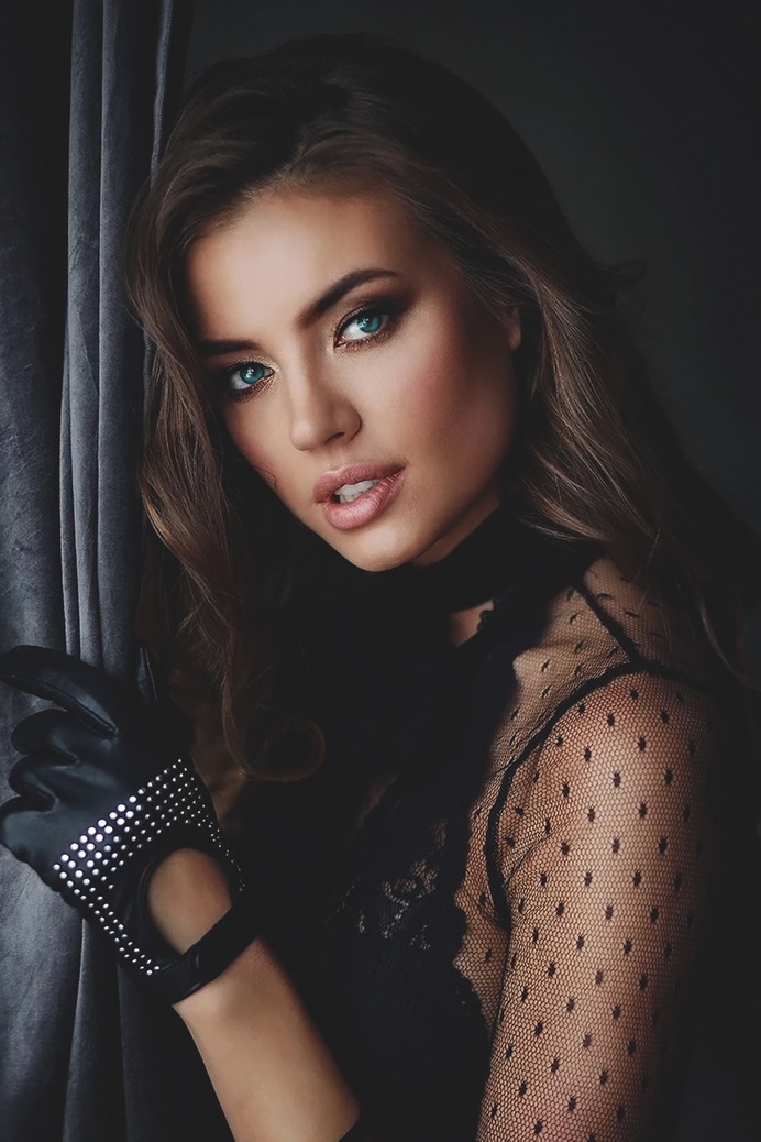 https://open.spotify.com/track/1wLqPjSFDIH59nhQ5Th5XT?si=14UiFnJNTQaXETMS_rJNrA Ksenia Top Ale Finest Girl
