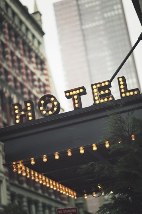 T H R T B R K R S #hotel #lighting #photography