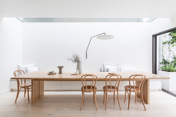 Darlinghurst Terrace by Tom Mark Henry