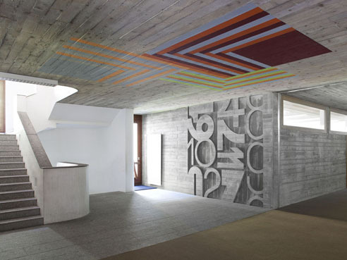 http://imprint.printmag.com/wp-content/uploads/a_hofmann-farbe_photo_c_oeschger.jpg?et_mid=574513 #exhibition #interiors #hoffman #armin